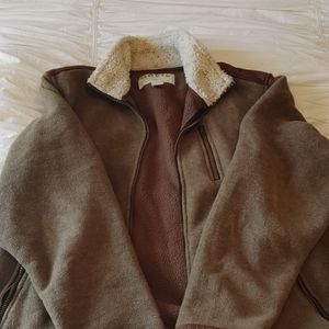 Orvis zipup fleeze, size large, NWOT, never worn!